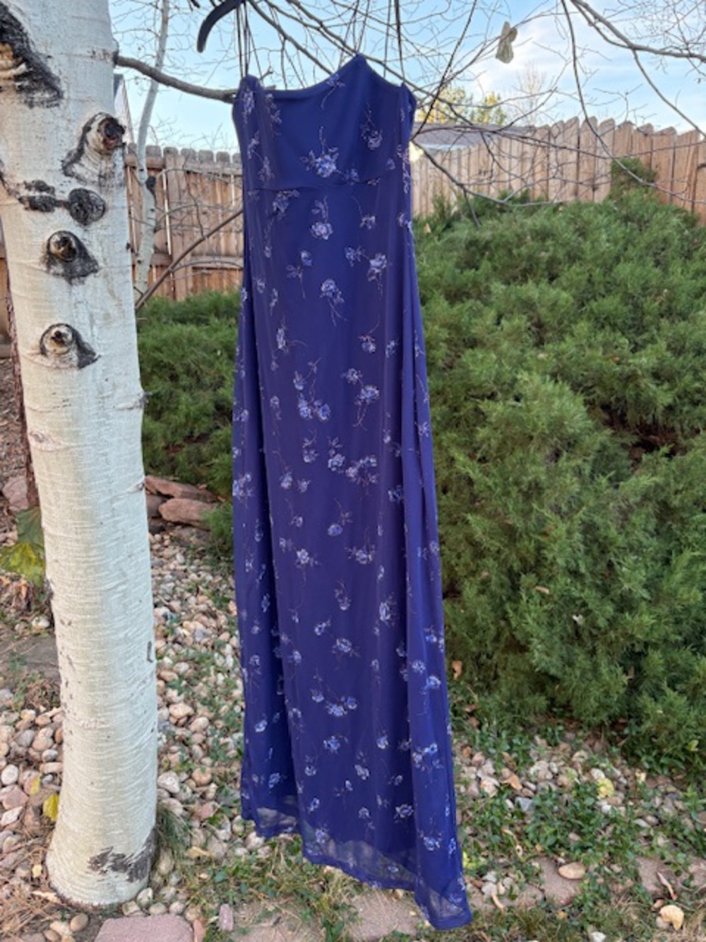 Beautiful Blue Cobalt Evening Slip Dress with Tulle Layer women’s sz M like new